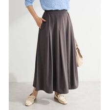 プリーツサテンフレアスカート