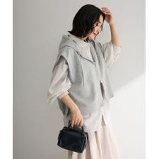 フード付ベスト