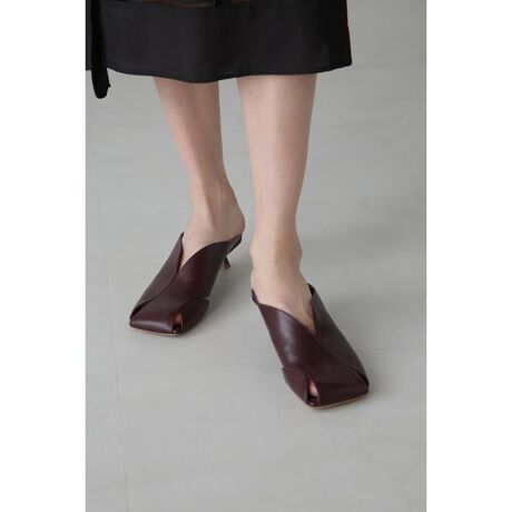 [^ԁF5315185304]yPELLICO^y[Rz1963NɌC̍H[ƂđnƂA1980NPELLICO S.r.l. X^[gBnƈȗAzZpƊmłRɂ邱̖،^Ə㎿ȑfގgŁAiŗSn̂悢CǋB̎̏̋CɊYzƂfUCŁAlɎMƊт񋟂Ă܂B _ȃXNGAgDŁA芴Q3.5cmq[͂тꂽVGbg炵fUCłB[`R[gJ[̃JbeBOÂĔ̂郂[hȈꑫłBubNAx[WAu[AsNȂǂƍD̃J[Ńfjg`R[gɍ܂Bpc킹ɂ߂łB̏íA{h[̂ 1FWJƂȂ܂B36TCY 23cm ^ 37TCY 23.5cm ^ 38TCY 24cm ƂȂ܂BߒpԁFʔNߒpV[F\