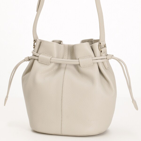 QAS03-02 CHARLOTTE 巾着ショルダーバッグ | アニエスベー