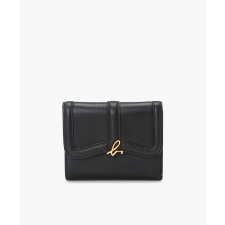 炩ȃU[gpO܂EHbgBRpNgȃTCYȂJ[h|PbgRCP[XApɗDĂ܂Btg̃S[h`[tANZgƂȂAꂽ͋CoBigtH[}ȃV[܂ŕLΉłACełBZAW03-01[^:P774VCZ4]