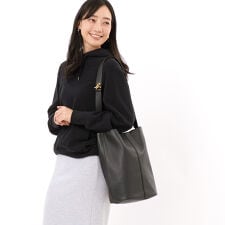 ABS15-02 レザー ラージ ショルダーバッグ