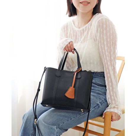 WEB胂fyCALLA / J[zǂȃX^Cɂ}b`VvȃfUC̃ACeBʋΒʊw͂AIIt킸g₷}Vv͂łBTrysilŃOZ[̐lCACeAig₷TCY܂ByfUCzEzF̃L[`[悢ANZgEEwAEƎȂǃIP[Wɂy@\zEɃt@Xi[td؂|PbgEO\ȃV_[tŌ|\EL[`[tE͕L̃}OzbNŉו܂yfށzEyʂ̍vgpE悢V{iȎ̍vyXybNzEz(10~20cm)FE500mlybg{g(c)F~E500mlybg{g()FE|PbgF2EdʁF380gEV_[XgbvF100`120cmETCYႢiXܕiԁF2211-108-1jyV[YWJ(i)zE2211-108-1@CALLA / ^A4g[gobOE2241-153-1 / c^A4g[gobOyh}pzEǔeruubNt@~Avn糗yBRANDzlh`m /~AR[fBl[gɃvX邱ƂŎ炵yށAȑl̏ɌuhBX^_[hghꂽACe܂ŁA@\IŗVѐŜfC[[XobOĂĂ܂ByATTENTIONz摜̏i̓TvłBۂ̏iƐFAdlAHATCYAfޓ኱قȂꍇ܂BE摜̏i͌̏Ǝ˂pxɂAƐFقȂꍇ܂B܂\̃TCYƎ͎኱قȂꍇ܂̂ŁA\߂BEv́ȂfނƖƐFڍs\܂Bfނ̐邱Ƃł܂̂ŁA\߂BECAAȂǂŐF\܂̂ŁAɒWFn̈ߗނȂǂƂ̑gݍ킹ɂӂB[^:2231-115-1]