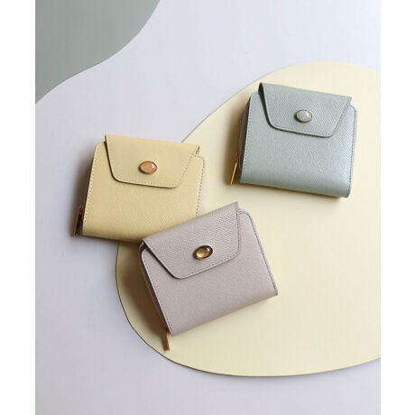 美品 ブルネロクチネリ 財布 二つ折り 03-22082302（本革/収納力  