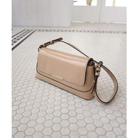 gĥ鉡VGbg̃V_[obOyfUCzEANZg̃^p[ciō̂fUCE₷}`łƂہERpNgȂ璷zƎ܂pIȃTCYy@\zEJ₷}OzbNdlyfށzÊ鍇vAuÊ݌^vgpyXybNzEz(10~20cm)FZE500mlybg{gi^e)F~E500mlybg{g(R)F~E|PbgF2EO|PbgF1EdʁF260gEV_[XgbvF65cmyBRANDzMIAN /~A炵؂ɂl̏ɌāAIIt킸płi@\IȃACeƁAghɂق̗̏VѐSvXAӂꂽɍʂ^ĂobO⏬ĂĂ܂ByATTENTIONz摜̏i̓TvłBۂ̏iƐFAdlAHATCYAfޓ኱قȂꍇ܂BE摜̏i͌̏Ǝ˂pxɂAƐFقȂꍇ܂B܂\̃TCYƎ͎኱قȂꍇ܂̂ŁA\߂B[^:2251-126-1]