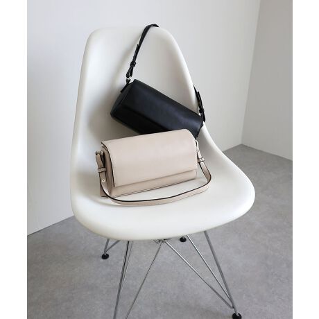 Vvō킹₷V_[obOyfUCzEV[YXȃVvŏiȃfUCECe[ṽV_[xg悢ANZgEg炫ꂢ߂ȂoX^C܂ŕLΉy@\zEhƖʂSȃtbv+t@Xi[dlEO\2ނ̃V_[Ō|A΂ߊ|\yfށz@E悢̂X[XyXybNzEz(10~20cm)FZE500mlybg{gi^e)F~E500mlybg{g(R)FE|PbgF2EdʁF400gEV_[F85`125cmyBRANDzMIAN /~A炵؂ɂl̏ɌāAIIt킸płi@\IȃACeƁAghɂق̗̏VѐSvXAӂꂽɍʂ^ĂobO⏬ĂĂ܂ByATTENTIONz摜̏i̓TvłBۂ̏iƐFAdlAHATCYAfޓ኱قȂꍇ܂BE摜̏i͌̏Ǝ˂pxɂAƐFقȂꍇ܂B܂\̃TCYƎ͎኱قȂꍇ܂̂ŁA\߂B[^:2251-144-1]