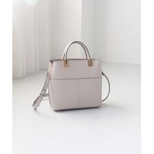 【セレモニー/ミディアムサイズ/シーズンレス】ダブルポケット2wayハンドバッグ