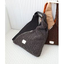 【ミディアムサイズ / デイリー / シーズン】ボア×キルティングナイロントートバッグ