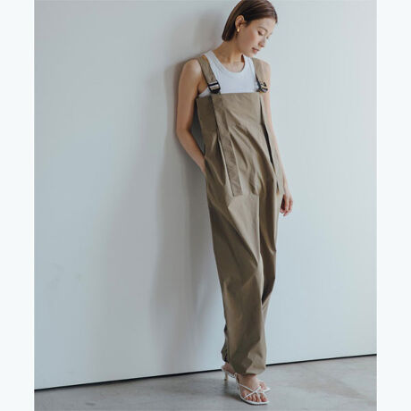 LbYƂ̃NR[fy߂郉bVK[hDETAILURS̃bVV[YɃLbYƂoꂵ܂B엃̃R{[ViŁA悭JWAŉăW[ɂ҂łBEGXgɂ̓^bNĂāAN[őlȈۂvXBpc̃fUĆAifUCŃpV[gfUCɂȂĂ܂BFABRICÊ鐶nŁAɋn̂钅Sn̑fށBEySnAVɂȂɂ̂Ŏ^т֗Bdlڍׁ|GXe@ۂgpĂ܂̂ŕl͂ȏ̍OՂւ҂ł鏤iƂȂĂ܂BE\̑fނgpĂ܂Bz͏d݂܂̂ŁA[̂鐅ӂł̗Vjgp͔񐄏łBԕis[^:BFXU1775]