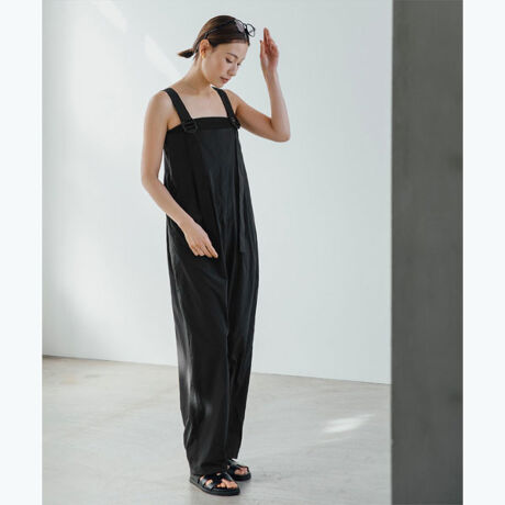 LbYƂ̃NR[fy߂郉bVK[hDETAILURS̃bVV[YɃLbYƂoꂵ܂B엃̃R{[ViŁA悭JWAŉăW[ɂ҂łBEGXgɂ̓^bNĂāAN[őlȈۂvXBpc̃fUĆAifUCŃpV[gfUCɂȂĂ܂BFABRICÊ鐶nŁAɋn̂钅Sn̑fށBEySnAVɂȂɂ̂Ŏ^т֗Bdlڍׁ|GXe@ۂgpĂ܂̂ŕl͂ȏ̍OՂւ҂ł鏤iƂȂĂ܂BE\̑fނgpĂ܂Bz͏d݂܂̂ŁA[̂鐅ӂł̗Vjgp͔񐄏łBԕis[^:BFXU1775]