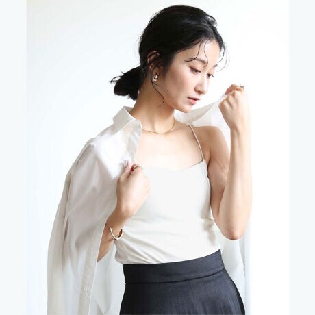 obNI[vfUCŃwV[ȑl̔JbvtL~\[BpȂ̂ŁACi[ƂăfC[g͂Av[TEiȂǂłł1łBDETAILE{gXɃC₷̏䊴BEi[Xgbv̌RfUCŉؚ܂BEȌopbhtŁA󂵂₷dlEmC[ŒԂĂɂȂɂ̂|CgBCOORDINATEErLjgbvXƂĂpłAVvfUCȂ̂ł莝̃V[c⃉bVK[hƑgݍ킹₷|CgBEẘJfUC̃̕Ci[gƂđQEzfނȂ̂Ő⃌W[V[AAEghAȂǂɏdł1BFABRICEzɗDꂽ_炩ufށBÊ锧G̗ǂnBdlڍג\ȑfނgpĂ܂BC[FpbhOF\XgbvOFA_[Fsԕis[^:BFXU1747]