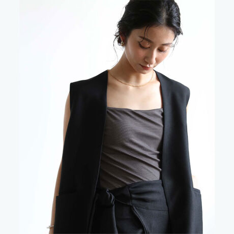 obNI[vfUCŃwV[ȑl̔JbvtL~\[BpȂ̂ŁACi[ƂăfC[g͂Av[TEiȂǂłł1łBDETAILE{gXɃC₷̏䊴BEi[Xgbv̌RfUCŉؚ܂BEȌopbhtŁA󂵂₷dlEmC[ŒԂĂɂȂɂ̂|CgBCOORDINATEErLjgbvXƂĂpłAVvfUCȂ̂ł莝̃V[c⃉bVK[hƑgݍ킹₷|CgBEẘJfUC̃̕Ci[gƂđQEzfނȂ̂Ő⃌W[V[AAEghAȂǂɏdł1BFABRICEzɗDꂽ_炩ufށBÊ锧G̗ǂnBdlڍג\ȑfނgpĂ܂BC[FpbhOF\XgbvOFA_[Fsԕis[^:BFXU1747]