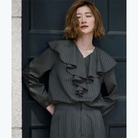 DETAILԂȃbt_ɂ؂₩ȃuEXBtgɗ悤ȃbt͊؂₩ɉoA1Ŏ̑݊𔭊܂BƊ̂fUCȂVѐŜVGbgŃIEIt킸􂵂܂BFABRICXgCv͂ƂAC{[AubN͏ĝ݂\tgcCfށCOORDINATEfނ̃{giBGXU1863jƃZbgŒp\łBYɂAZbgAbv̒ĂĒĂ܂iƐFꍇ܂B\߂B[^:BGXU1862]