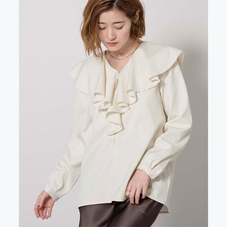 DETAILԂȃbt_ɂ؂₩ȃuEXBtgɗ悤ȃbt͊؂₩ɉoA1Ŏ̑݊𔭊܂BƊ̂fUCȂVѐŜVGbgŃIEIt킸􂵂܂BFABRICXgCv͂ƂAC{[AubN͏ĝ݂\tgcCfށCOORDINATEfނ̃{giBGXU1863jƃZbgŒp\łBYɂAZbgAbv̒ĂĒĂ܂iƐFꍇ܂B\߂B[^:BGXU1862]