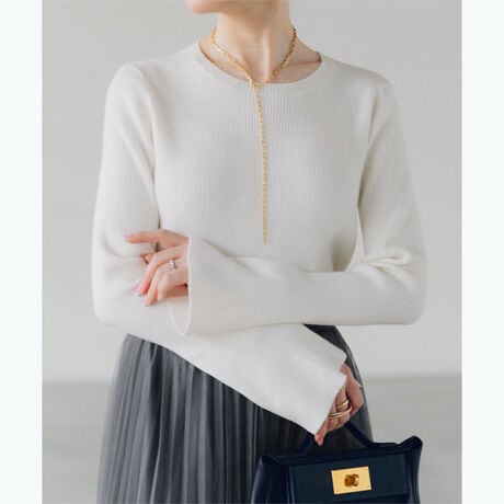 DETAILVvȂ炵ۗujbggbvXB{fBCɒ悭tBbgAƂVGbgo܂BLkÂɗDtBbg邽߁AXgXt[ȒSnBɂĂLtAX[uAɏ_炩ȃjAXYAiȈۂɁBx[VbNȂꂽfUCŁAIIt킸񂹂ꒅłBFABRIC_炩G̗ǂujbgfނgpBCOORDINATEe[p[hpcƍ킹Ăꂢ߃ItBXX^CɁBtAXJ[gpcƂ̑QŁAJWAɂtF~jɂȂ܂B[^:BGXU1933]