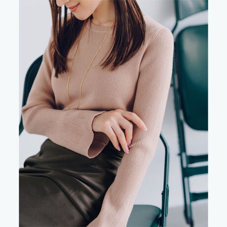 DETAILVvȂ炵ۗujbggbvXB{fBCɒ悭tBbgAƂVGbgo܂BLkÂɗDtBbg邽߁AXgXt[ȒSnBɂĂLtAX[uAɏ_炩ȃjAXYAiȈۂɁBx[VbNȂꂽfUCŁAIIt킸񂹂ꒅłBFABRIC_炩G̗ǂujbgfނgpBCOORDINATEe[p[hpcƍ킹Ăꂢ߃ItBXX^CɁBtAXJ[gpcƂ̑QŁAJWAɂtF~jɂȂ܂B[^:BGXU1933]