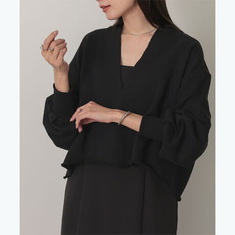 l̉炵ĂA{[͂̃vI[o[BDETAILGڂ̃XEFbgfނgpAbNX̂钅SnȂAVlbNfUCŎ񌳂܂ƌĂ܂B悭I[o[TCYȃVGbǵẪCEɂAC[hX^Cɂ҂BJWAAl̏ɂ₷Aꂢ߃JWAȈꖇłB[^:BGXP4310]