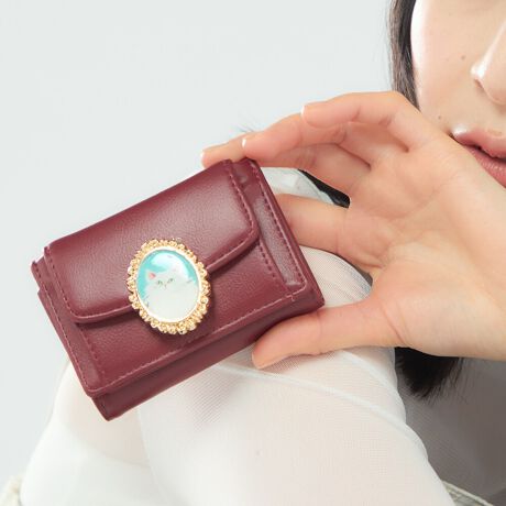 [^ԁFPJA-W1173]sV[YtCAT BROOCH / Lbgu[`G惂`[t3ނ̃lRu[`ɂAꂼ̃lR̃C[Wɍ킹ztŐVV[YBpbƖڂO[EbhɃx[VbNȃubNS3FWJBڂW߂hfUCŁA蕨ƂĂ߂łBsitgghՂhȎ̂ЂTCỸ}CN~jzB~jV_[̎Ɏg邾ȂA|Pbgɂ̏BȏȃTCYȂzƂĂ̋@\͐\ȂBD̕ƏK̊OɃJ[h|PbgAK̎o₷BOX^̏KĂ܂BiLbVXς⏬obOɂ߁Bڂu[`ƃ\bhJ[킹hfUCő؂ȕւ̑蕨ƂĂ߂̃ACełBsuhtPAUL&JOE ACCESSOIRES / |[AhW[ ANZ\NGCeBufBN^[Sophie Mechaly(\tB[EV[)̓l̑q̖Ouhl[ƂPAUL & JOE- e悤ȋPAgDȂ̂ɐŁA҂킪܂ -PAUL & JOEf鏗́A킪܂܂ɎvقǂɋӎuƐMOɂӂA̋߂̂𖾊mɐSX^CbVȏłBAj}t[`[tƂj[Nȃp^[gpRNV͊yɈAuh̃ACfeBeB[łhJOIE DE VIVIRE(邱ƂɊ)hAfUĈ鏈ɎU΂߂Ă܂sXybNtJ@FzbNJdlFJ[h|Pbg~3 / D~1 / K~1stitpBOX