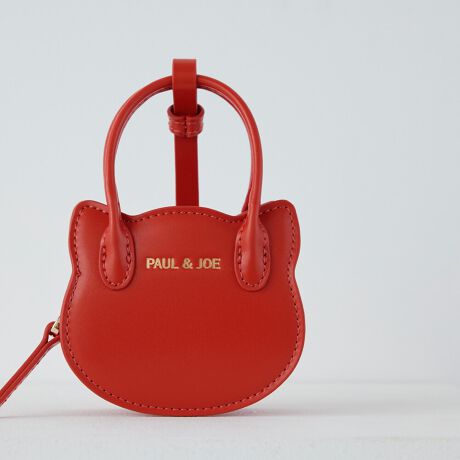 [^ԁFPJA-P1301]sV[YtSMALL BAG CHARM / X[obO`[NlC𔎂LbgtFCX^nhobǑ`̂܂܂ɃobO`[ւƕωw X[obO`[ xS9F̃JtȃJ[oG[VŐɂ߂̃ACesitw lR^nhobÔ܂܏ȂIH xobO`[܂Biłă|bv̂J[oG[V͑S9FBɕKvȃJ[}Aꂩ琄n߂ɂ߁B̂悤Ɍċ@\obO`[̓t@Xi[Ă̂œɏKȂǂ[鎖\łBlR^nhobOɕtĂ悵AVvȃobÕANZgƂĕtĂ悵ȃACełBFBƂŕt̂߁B؂ȕւ̑蕨ƂĂ΂ACełBsuhtPAUL&JOE ACCESSOIRES / |[AhW[ ANZ\NGCeBufBN^[Sophie Mechaly(\tB[EV[)̓l̑q̖Ouhl[ƂPAUL & JOE- e悤ȋPAgDȂ̂ɐŁA҂킪܂ -PAUL & JOEf鏗́A킪܂܂ɎvقǂɋӎuƐMOɂӂA̋߂̂𖾊mɐSX^CbVȏłBAj}t[`[tƂj[Nȃp^[gpRNV͊yɈAuh̃ACfeBeB[łhJOIE DE VIVIRE(邱ƂɊ)hAfUĈ鏈ɎU΂߂Ă܂sXybNtJ@Ft@Xi[Jstitۑ