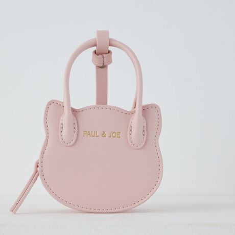 [^ԁFPJA-P1301]sV[YtSMALL BAG CHARM / X[obO`[NlC𔎂LbgtFCX^nhobǑ`̂܂܂ɃobO`[ւƕωw X[obO`[ xS9F̃JtȃJ[oG[VŐɂ߂̃ACesitw lR^nhobÔ܂܏ȂIH xobO`[܂Biłă|bv̂J[oG[V͑S9FBɕKvȃJ[}Aꂩ琄n߂ɂ߁B̂悤Ɍċ@\obO`[̓t@Xi[Ă̂œɏKȂǂ[鎖\łBlR^nhobOɕtĂ悵AVvȃobÕANZgƂĕtĂ悵ȃACełBFBƂŕt̂߁B؂ȕւ̑蕨ƂĂ΂ACełBsuhtPAUL&JOE ACCESSOIRES / |[AhW[ ANZ\NGCeBufBN^[Sophie Mechaly(\tB[EV[)̓l̑q̖Ouhl[ƂPAUL & JOE- e悤ȋPAgDȂ̂ɐŁA҂킪܂ -PAUL & JOEf鏗́A킪܂܂ɎvقǂɋӎuƐMOɂӂA̋߂̂𖾊mɐSX^CbVȏłBAj}t[`[tƂj[Nȃp^[gpRNV͊yɈAuh̃ACfeBeB[łhJOIE DE VIVIRE(邱ƂɊ)hAfUĈ鏈ɎU΂߂Ă܂sXybNtJ@Ft@Xi[Jstitۑ