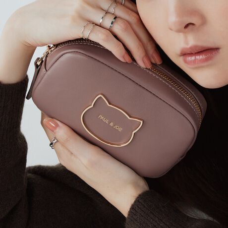 [^ԁFPJA-P1275]sV[YtBIG CAT METAL / rbOLbg^V[Y̒ʂA傫ȃlR^̃t[^tŐVLb`[ȃt[^S[hgp鎖ŗVѐSKxɗ}AiɂdオɃ^̒ɂPAUL&JOE̔SYđŜ߂Ă܂x[VbNɂubNEuEɗF̃p[vS3FWJsit}`ɂgXNGAfBe[̃|[`Big͂As̎̃AjeB̎^тɂ֗BXNGA^͌ڈȏɎ[͂AĂĕۑ{gn̎[ɂKĂ܂BCNpi̎[͂Adq@̎^тɂ֗ȃACeB؂ȕւ̑蕨ƂĂ߂łBsuhtPAUL&JOE ACCESSOIRES / |[AhW[ ANZ\NGCeBufBN^[Sophie Mechaly(\tB[EV[)̓l̑q̖Ouhl[ƂPAUL & JOE- e悤ȋPAgDȂ̂ɐŁA҂킪܂ -PAUL & JOEf鏗́A킪܂܂ɎvقǂɋӎuƐMOɂӂA̋߂̂𖾊mɐSX^CbVȏłBAj}t[`[tƂj[Nȃp^[gpRNV͊yɈAuh̃ACfeBeB[łhJOIE DE VIVIRE(邱ƂɊ)hAfUĈ鏈ɎU΂߂Ă܂sXybNtJ@Ft@Xi[JdlFt[|Pbg~1stitۑ