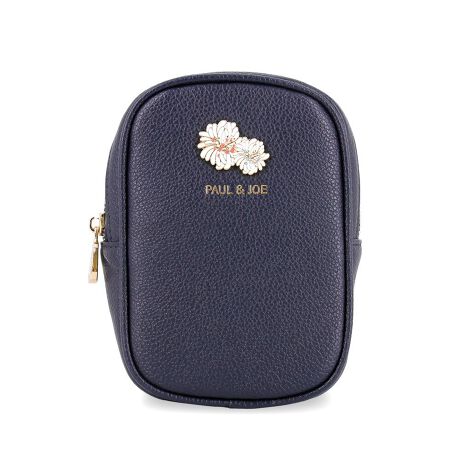 [^ԁFPJA-P1317]sV[YtCHRYSANTHEME METAL / NUe[^܂ł́wNUe[x̃fUCVV{ɃNUe[̃^킹iȃfUC̃V[Ya܂nɂ̓NUe[̑gpAPAUL&JOE炵dオɏiȃfUCɍ킹O[ElCr[AC{[sN4FWJsitꂩ̎嗬ɂȂ肻ȗ\́u^e^|[`vB}XJ⃊bvAϐ~XgȂǁACNňԎgACe𗧂Ă܂܎[ł֗ȃfBe[B^oRdq^oR̎^тɂg֗ȃTCYBuāAǂȎăIVłBvȏ̊肢ĂACełBȃTCYȂɃt[|PbgA@\ACeBig͂A؂ȕւ̑蕨ƂĂ߂̃ACełBsuhtPAUL&JOE ACCESSOIRES / |[AhW[ ANZ\NGCeBufBN^[Sophie Mechaly(\tB[EV[)̓l̑q̖Ouhl[ƂPAUL & JOE- e悤ȋPAgDȂ̂ɐŁA҂킪܂ -PAUL & JOEf鏗́A킪܂܂ɎvقǂɋӎuƐMOɂӂA̋߂̂𖾊mɐSX^CbVȏłBAj}t[`[tƂj[Nȃp^[gpRNV͊yɈAuh̃ACfeBeB[łhJOIE DE VIVIRE(邱ƂɊ)hAfUĈ鏈ɎU΂߂Ă܂sXybNtJ@Ft@Xi[JdlFt[|Pbg~1stitۑ