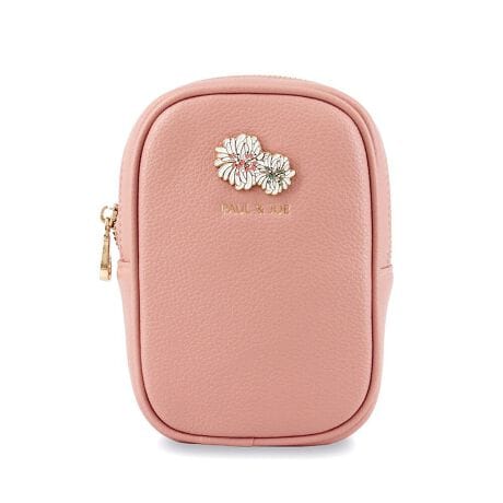 [^ԁFPJA-P1317]sV[YtCHRYSANTHEME METAL / NUe[^܂ł́wNUe[x̃fUCVV{ɃNUe[̃^킹iȃfUC̃V[Ya܂nɂ̓NUe[̑gpAPAUL&JOE炵dオɏiȃfUCɍ킹O[ElCr[AC{[sN4FWJsitꂩ̎嗬ɂȂ肻ȗ\́u^e^|[`vB}XJ⃊bvAϐ~XgȂǁACNňԎgACe𗧂Ă܂܎[ł֗ȃfBe[B^oRdq^oR̎^тɂg֗ȃTCYBuāAǂȎăIVłBvȏ̊肢ĂACełBȃTCYȂɃt[|PbgA@\ACeBig͂A؂ȕւ̑蕨ƂĂ߂̃ACełBsuhtPAUL&JOE ACCESSOIRES / |[AhW[ ANZ\NGCeBufBN^[Sophie Mechaly(\tB[EV[)̓l̑q̖Ouhl[ƂPAUL & JOE- e悤ȋPAgDȂ̂ɐŁA҂킪܂ -PAUL & JOEf鏗́A킪܂܂ɎvقǂɋӎuƐMOɂӂA̋߂̂𖾊mɐSX^CbVȏłBAj}t[`[tƂj[Nȃp^[gpRNV͊yɈAuh̃ACfeBeB[łhJOIE DE VIVIRE(邱ƂɊ)hAfUĈ鏈ɎU΂߂Ă܂sXybNtJ@Ft@Xi[JdlFt[|Pbg~1stitۑ