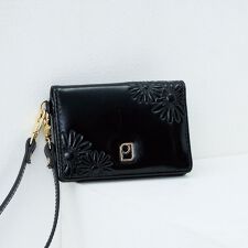 2面パスケース PJA-W1394 DAISY EMBOSS