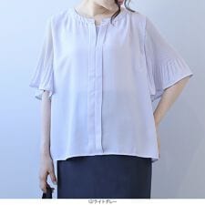 フルールbyミントブリーズ(fleur by mint breeze)の【大きいサイズ】プリーツショルダーフロントタックブラウス