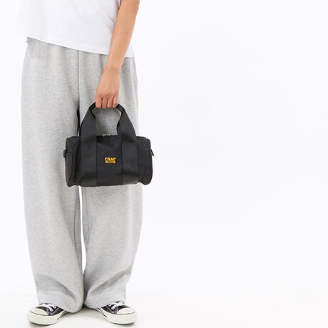 [^:B1553ZEB688]yfށzUbNƂ|GXẽLoXfނgobOBIɃS̃WK[he[vgĂ܂ByfUCzTCh~œ̃h^̃TRbVBfUĈɏԂȃTCYTRbV͎莝ł|ɂȂ֗ȃACeB|Pbg[Ă̂Ŏg肪ǂ_|CgłByuhzFRAPBOIS/t{A2001NɃuhX^[gBulȂl̕vRZvgɁAl郊bNXfC[EFAĂRNVuhBfB[XƃỸACepӂĂ܂B