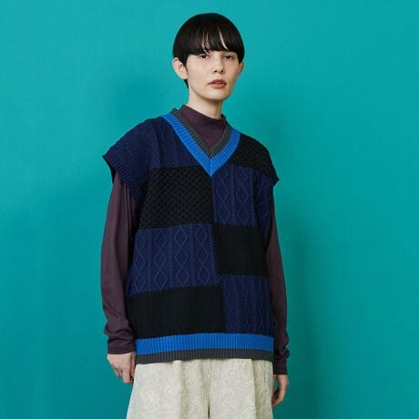 [^:B1554RKD409]yfށẑɒ悢LbNobNƖc݊LȂAG̓TbƂgAIWĩP[u҂݂gݍ킹Ă܂ByfUCz̃P[u҂݂ubNɑgݍ킹AɃLCȐFڂ̔zF|CgɂfUCxXgB̎c݊KxȃnoȂG肪TbƂĂ_pł|CgłB̏i̓jZbNXiłByuhzFRAPBOIS/t{A2001NɃuhX^[gBulȂl̕vRZvgɁAl郊bNXfC[EFAĂRNVuhBfB[XƃỸACepӂĂ܂B