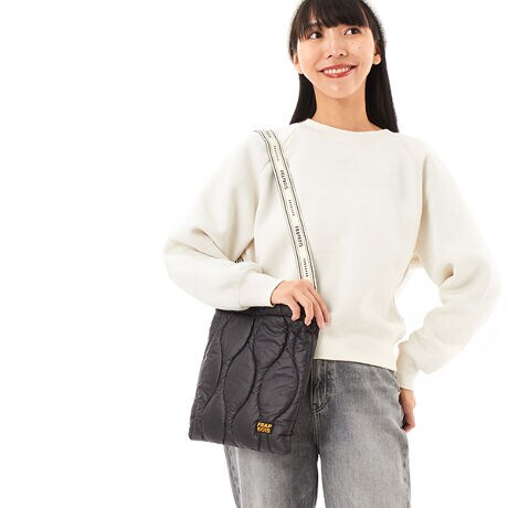 [^:B1554ZEB609]yfށzTbƂ|GXȇfނɃLeBOHĂ܂ByfUCzԂ̃TRbVobN͑fނ̎KxȖc݂킢|CgłB~^[̔zF⃍S̃e[vCȂANZgɂȂĂ܂B̏i̓jZbNXiłByuhzFRAPBOIS/t{A2001NɃuhX^[gBulȂl̕vRZvgɁAl郊bNXfC[EFAĂRNVuhBfB[XƃỸACepӂĂ܂B