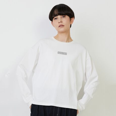 [^:B1554RUT215]yfށz<br>LCȕ\ʊƖȓL̔G̗ǂ̓VfނgĂ܂B<br><br>yfUCz<br>RpNgȒɂ⃏ChVGbg̐gXbLƂȂ悢kPoĂ܂B<br>ugɂ鎖ŃX|[eB[ȗvfvXB<br>tgɂ̓t{Ał͒NBOXSCȂvgAwɂ͒`̉BOXS_ɓĂȂǁA1łlɂȂACełB<br><br><font color="red">̏i̓jZbNXiłB</font><br><br><br>yuhz<br>FRAPBOIS/t{A<br><br>2001NɃuhX^[gB<br>ulȂl̕vRZvgɁAl郊bNXfC[EFAĂRNVuhB<br>fB[XƃỸACepӂĂ܂B<br><br><a href="https://frapbois.jp/index/" class="input_text" target="_blank" rel="noopener noreferrer"><font color="blue"><u>FRAPBOIS official website </u></font></a>