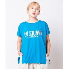 箔プリントプルオーバー