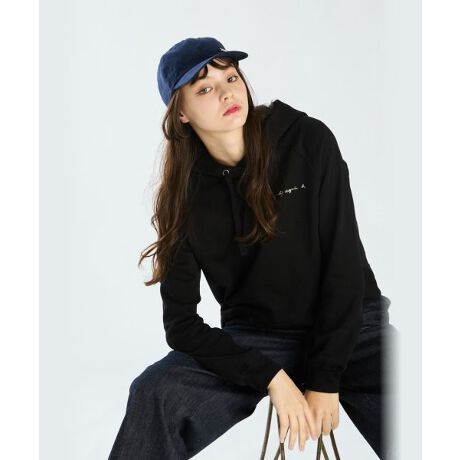 tg̍ɁuTo b. by agnes b.v̎hJĂ郍St[fB[B_炩̗ёfނłBڂƃt[h̏߂̐e[v̔zFŁAӂƂӂ񂾃VGbgɂȂ܂B1łƒĒACełBiɃAeVJ[hi\^OtĂꍇAKmF̏A戵B[^:5414WU88]