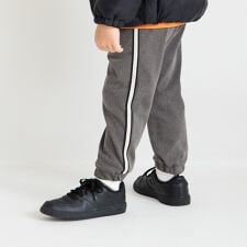 ブランシェス(branshes)の【サイドライン入り】ジョガーパンツ