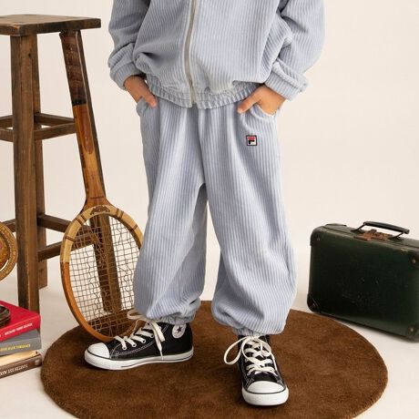 [^ԁF11-5642-524]i|Cg₷Sn̗ǂWK[pc^E[XɗƂ񂾁yFILA/tBʒzjbgR[OpcłjbgR[WPbgƓfށAJ[ŃZbgAbvy߂A߂̃{gXłSōiWK[^CvA̓gĥ肵VGbgŃbNX̂闚Snł|PbgTChF{bNX̃by|CgyFILAzߋIɂ킽AtB̓X|[cǋ}ȍ˔\lXAȂ킿ECAEɒ킵Ȃ͋ƗD낳\Å҂𒴂lXƁAjIȏuԂɂĂ܂B1911ÑC^ÃrGł̏ȃjbgfލHꂩn܂A1973NɃejXR[gɐF炵tB͏ɂ̑_Ƒނ悤Ȗ͓IȃfUCn邱ƂɌւĂ܂BCmx[V̓NwAptH[}XƐւ̂tB͎aVłȂ@\IȃX^CĂĂ܂Bfނ͐Lk̂jbgR[ASnǂAG\tgXgXt[̒pł߂̏cJWÂfUCłZbgAbvł̒pꉟ{gX͈ȉiԍQl11-5610-523@yFILA/tBʒzjbgR[WPbg-----FȂLkFEFXgFfpʐ^ɂĂ̓C[ẄׁAۂ́@iƃJ[ dlقȂꍇ܂̂ŁA@i摜Bi̐Fɂ܂āAql̂gPĆ@j^[ɂۂ̃J[Ɖ摜̐F@Čꍇ܂B@\߂̏ABXEOł̎Be摜͌̉ŁA@ۂ̏i薾邭ꍇ܂B