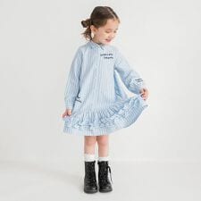 【おそろい】ストライプ柄ロゴ刺しゅうワンピース