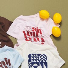 【aBity select./アビティセレクト】アソートロゴ半袖Tシャツ