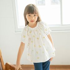 【おそろい】花刺しゅうブラウス