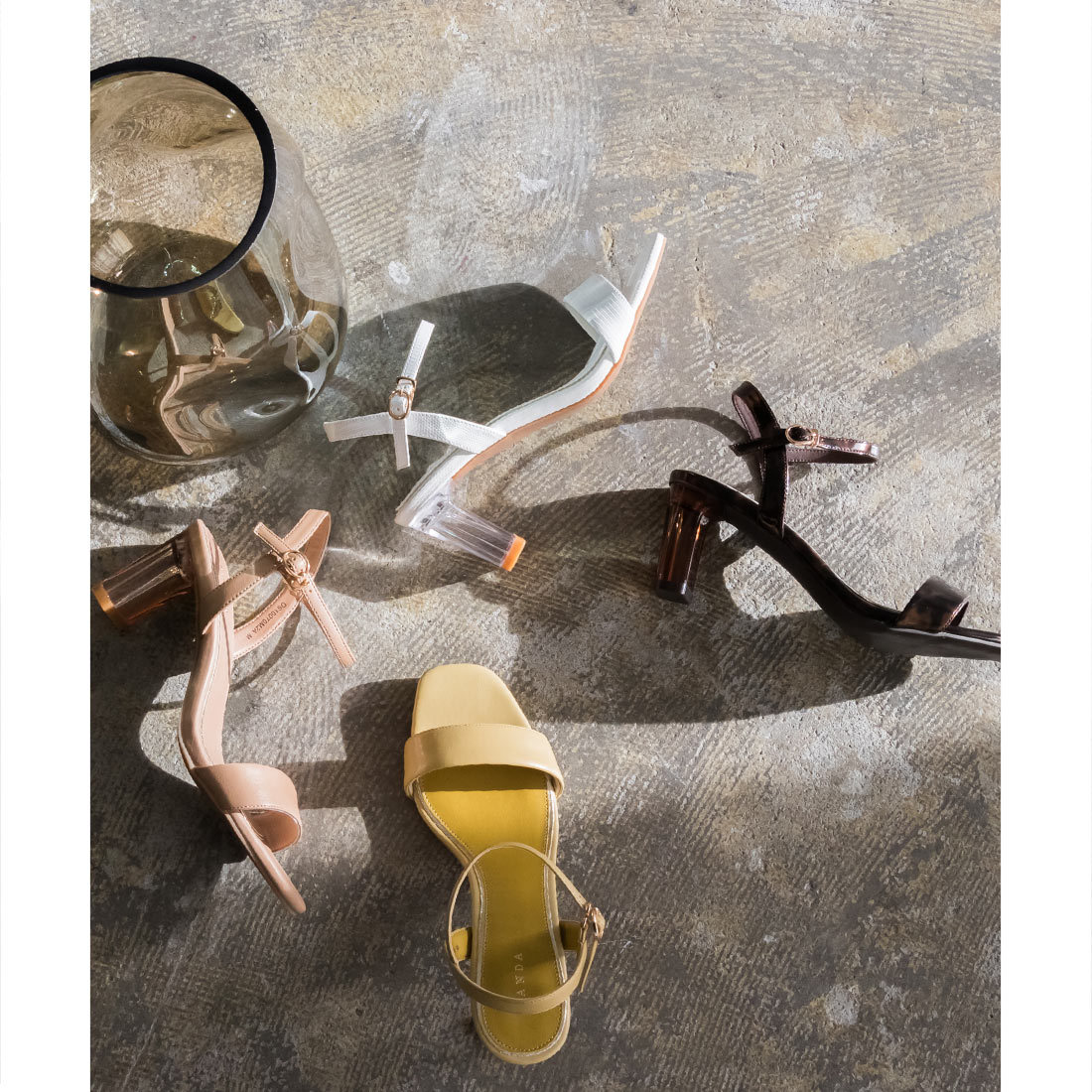 値下げ！！未使用品 RANDA ベージュ クリアストラップ サンダル S