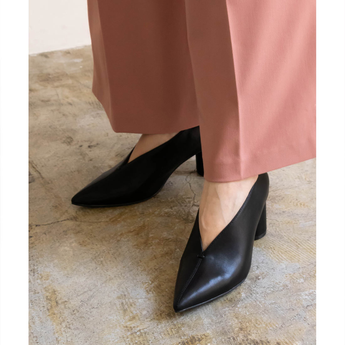 21秋冬新作＞【22.5-25.5】ストレスフリー/ソフト チャンキーヒールV