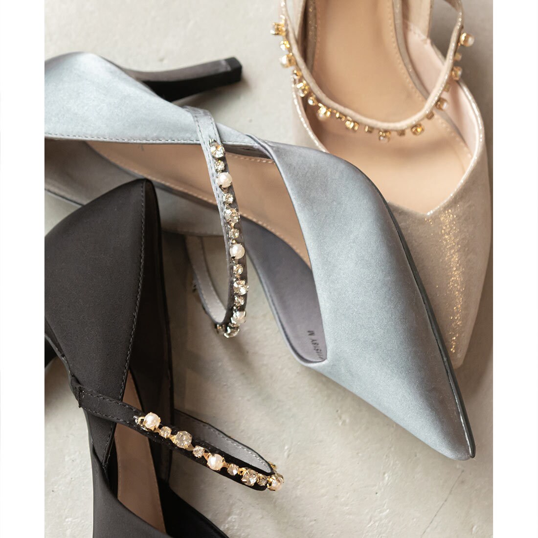 23春夏新作＞【22.5-25.5】ビジューベルトパンプス | ランダ(RANDA