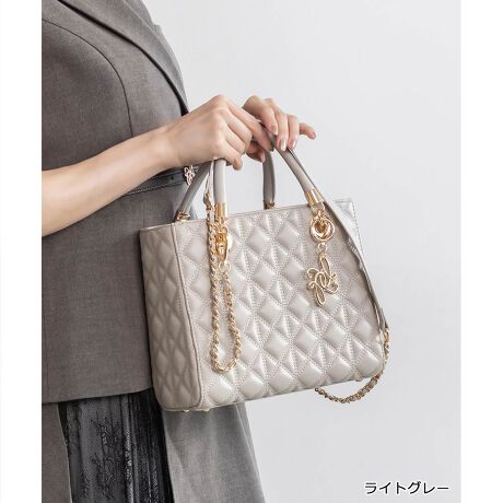 [^:FB33266]lC̏iɐVFoIIlC2WAYLeBOobOɃ~fBATCYoBfC[g₷傫Ŏ[͂QB݊̂fUCƃTCY̃R[fiグĂ܂BPOINTE傫߂̃TCYŎ[̓AbvERANDA̓gݍ킹IWi`[tEtF~jȈۂ̊ۂ݂̂nhE炩ȃU[fނgpE̓IȃXNGAtHidlEV_[͎O\2WAYdlE}`莩܂E|Pbg2yTCYzzFZAybg{gi340mljAX}[gtHi6.1C`jFZA|[`FZAJ[hP[XFZAnJ`FZAbvFZAN[FZACXCzFZAA5蒠FZ