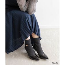 ランダ(RANDA)の＜24秋冬新作＞【22.5-25.5】ゴールドパーツニットドッキングブーツ