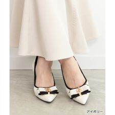 ランダ(RANDA)の＜25秋冬新作＞【22-25.5】【走れる美脚パンプス】モノグラムパーツリボンフィットパンプス