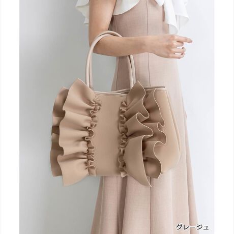 [^:FB35321]̓Iȃ_utfUCۓIȃg[gobOBŉ؂₩ɂȂtF~jȃfUCɁAQ̎[͂˔ACełBPOINTEŉ؂₩ɂȂ_utfUCETCh̃Xibv{^ŉ̃TCY\E_炩_Co[fނgpEA4TCYȏ̃TCYŎ[͂QEvCx[g͂Aʋ΂}U[YobOAWobOƂĂsb^idlEOɃI[v|Pbg~1EɃt@Xi[|Pbg~1E}OlbgtŊJyTCYzA4TCYFZA^ubg10C`FZAzFZAybg{gi500mljFZAX}[gtHi14.7~7.2cmjFZA|[`FZAJ[hP[XFZAnJ`FZAbvFZACXCzFZAN[FZAA5蒠FZ