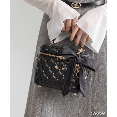 [^:FB36019]25H~V쁄؂₩ȃXJ[t{`[tڂ䂭LeBOojeBobOB̃fBeB[lߍ݁AʊՂȃobOɎdグ܂BPOINTE؂₩ȃIWimÕXJ[t{S[h`[E߂rW[{LeBOfUCEubNƃN[͏iȃX[XfށAsN͏炵xAngpEŋCオACeidlE߉\ȃV_[xgtEt@Xi[ŊJEI[v|Pbg2EeyTCYz~jzFZAX}[gtHi14.7~7.2cmjFZA|[`FZAJ[hP[XFZAnJ`FZAbvFZACXCzFZAN[FZ