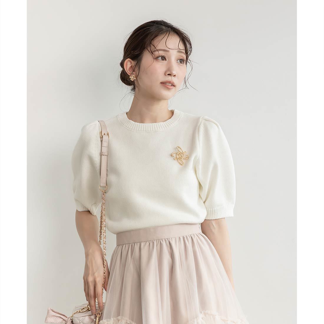 【4/25処分・最終値下げ】RANDA モノグラムニットトップス モノグラムブローチ付ニットトップス | ランダ(RANDA) | マルイウェブ