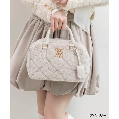 [^:FB36038]25H~V쁄ӂӂ̏_炩t@[V[Y[hY{XgobOBiȃLeBOfUCR[fBl[giグĂ܂BPOINTEt@[Ɋiq̃LeBOH{iȈۂɁERANDAIWip[ctEו̏o⒆g̊mF₷L߂̊JEJWAɂY߂ɂ킹₷fUCidlE߉\ȃV_[xgEI[v|Pbg~1Et@Xi[|Pbg~1Et@Xi[ŗJEeEL[OtyTCYzzFZAybg{gi340mljFZAX}[gtHi14.7~7.2cmjFZA|[`FZAJ[hP[XFZAnJ`FZAbvFZACXCzFZAN[FZ